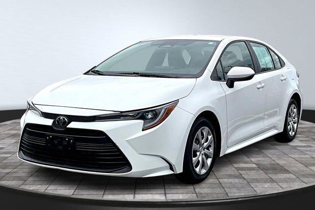 Used 2024 Toyota Corolla LE