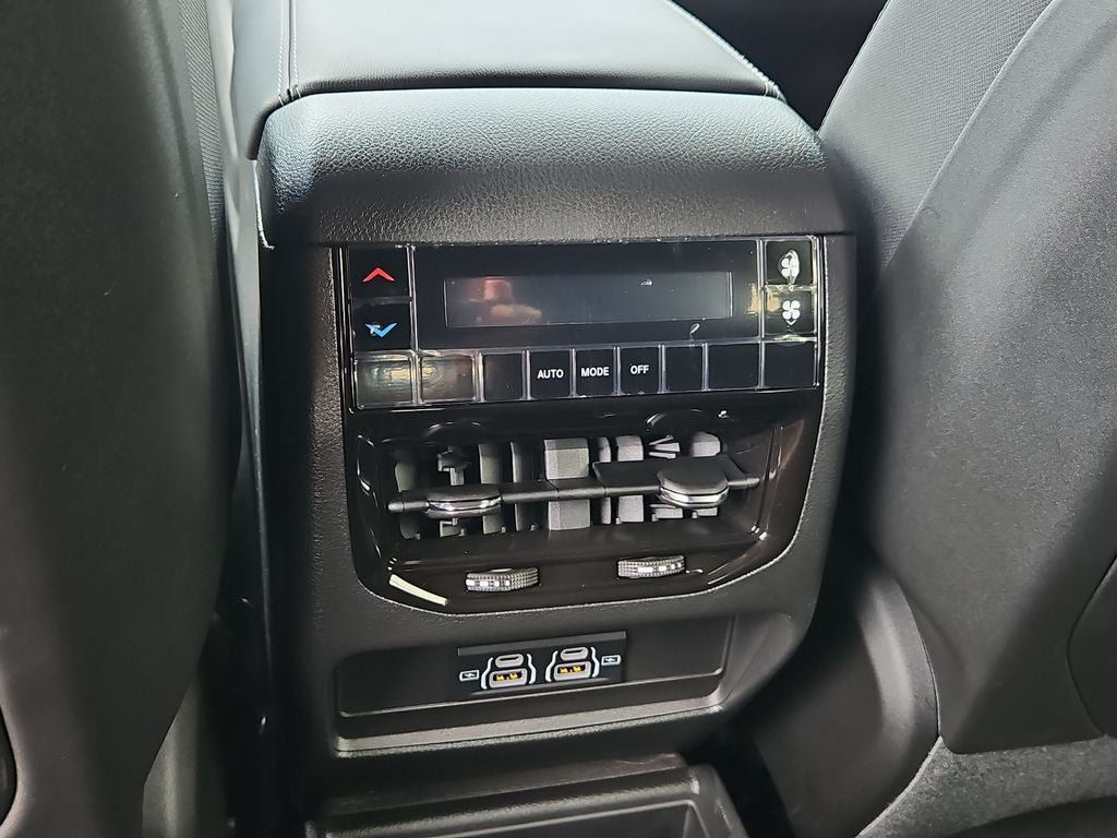 New 2026 Jeep Grand Cherokee L 2WD image 20
