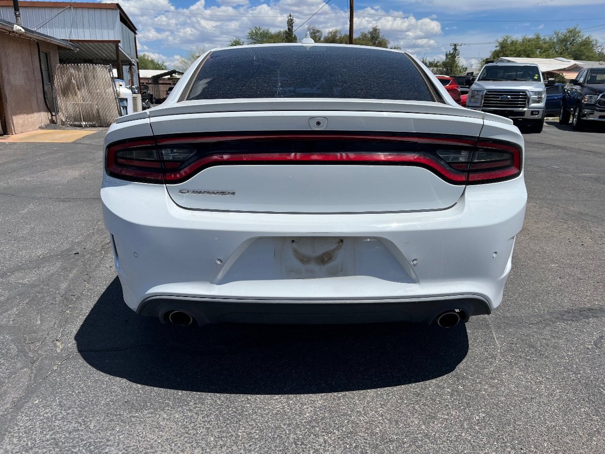 Used 2018 Dodge Charger SXT Plus w/ Beats Audio Group RWD image 4