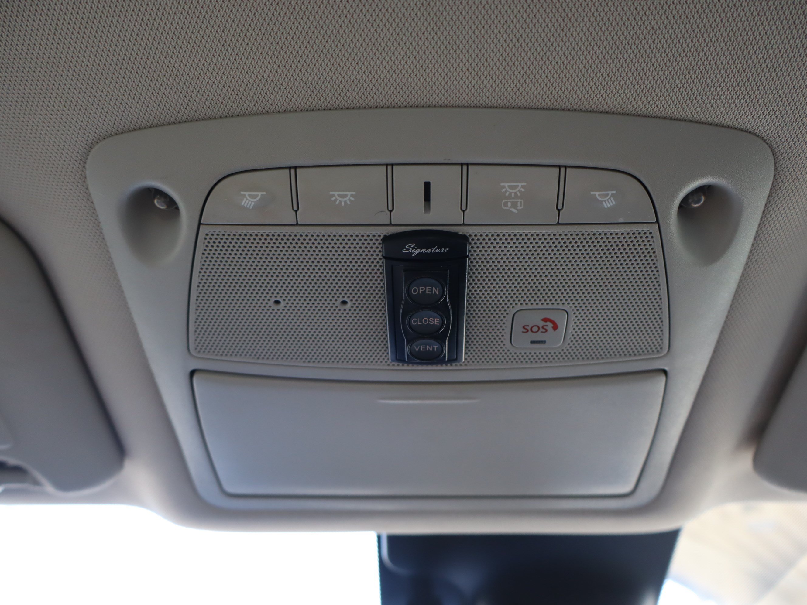 Used 2019 Nissan Rogue Sport SL FWD image 31