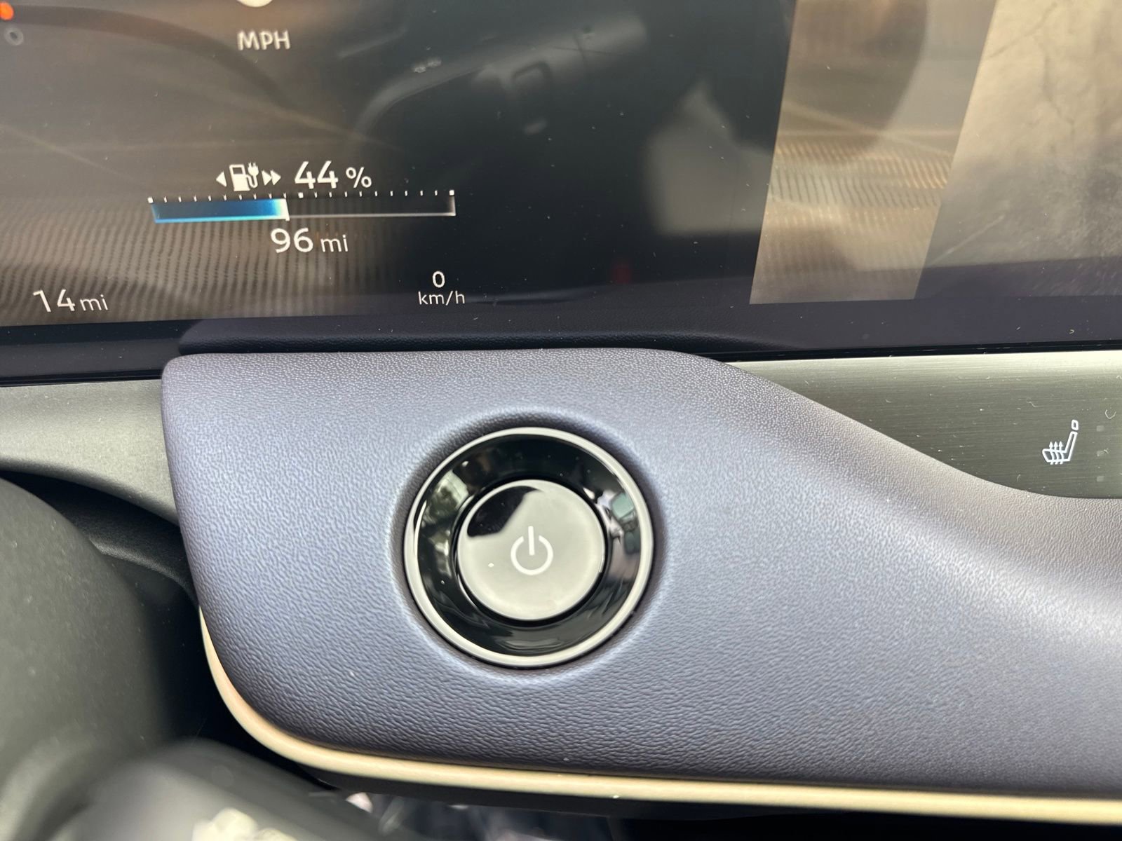 New 2026 Nissan Leaf SV+ image 18