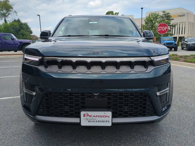 New 2026 Jeep Grand Wagoneer Limited AWD/4WD image 9