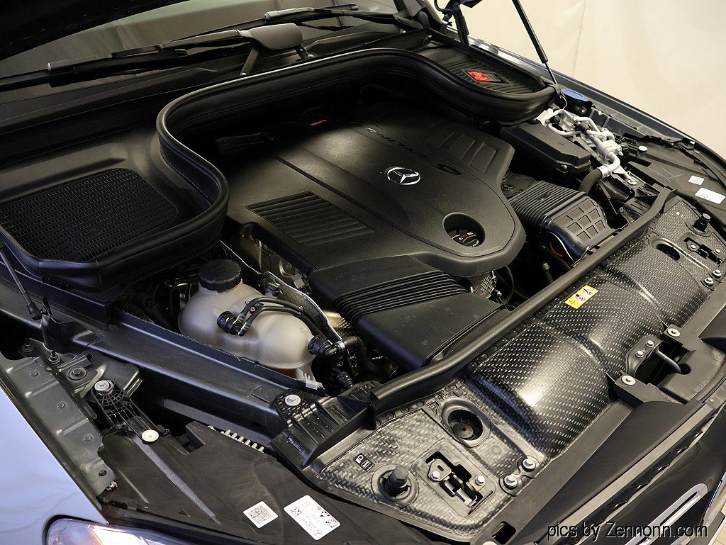 Used 2023 Mercedes-Benz GLS 450 4MATIC image 40