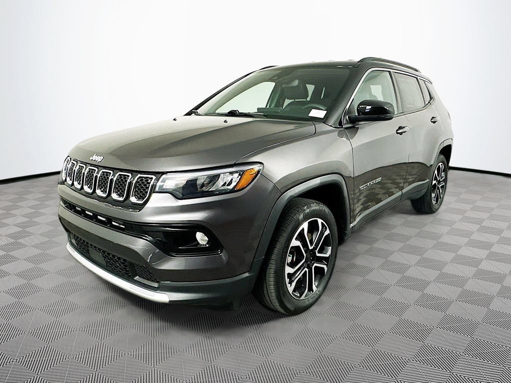 Certified 2024 Jeep Compass Limited AWD/4WD image 5