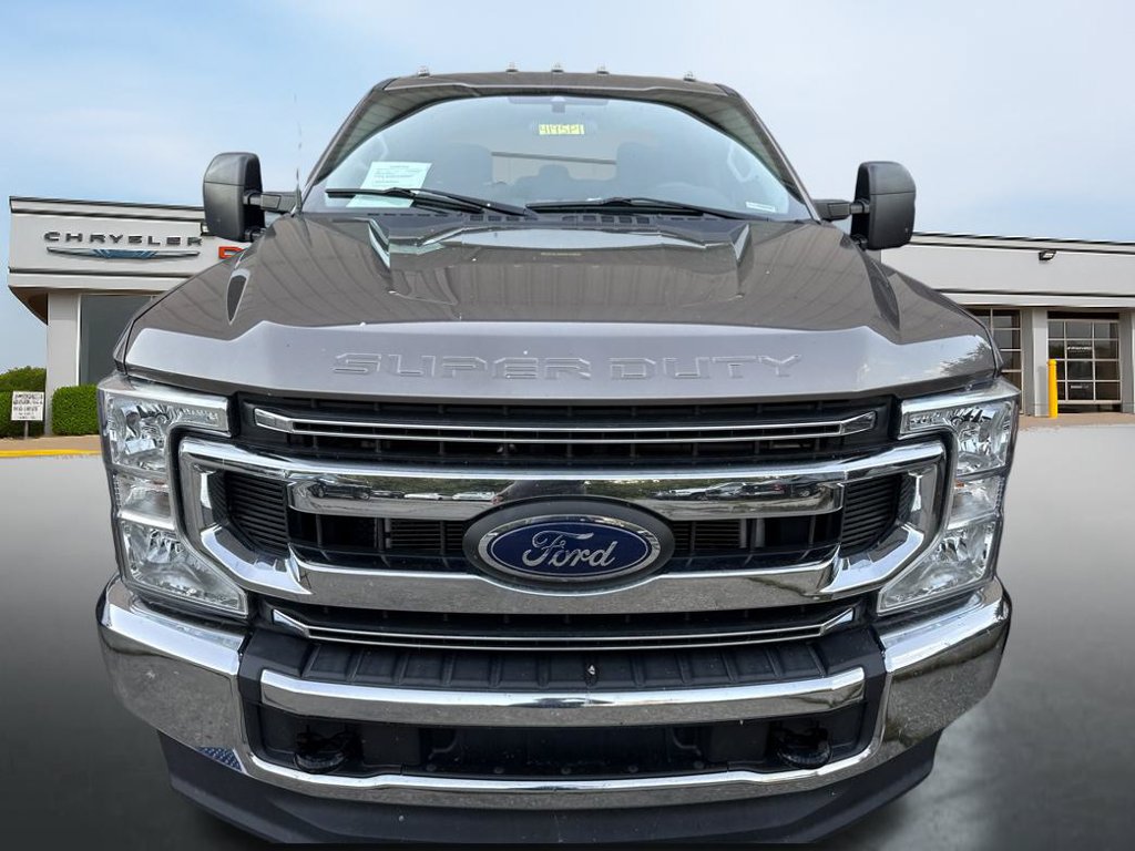 Used 2021 Ford F250 XL w/ STX Appearance Package AWD/4WD image 2