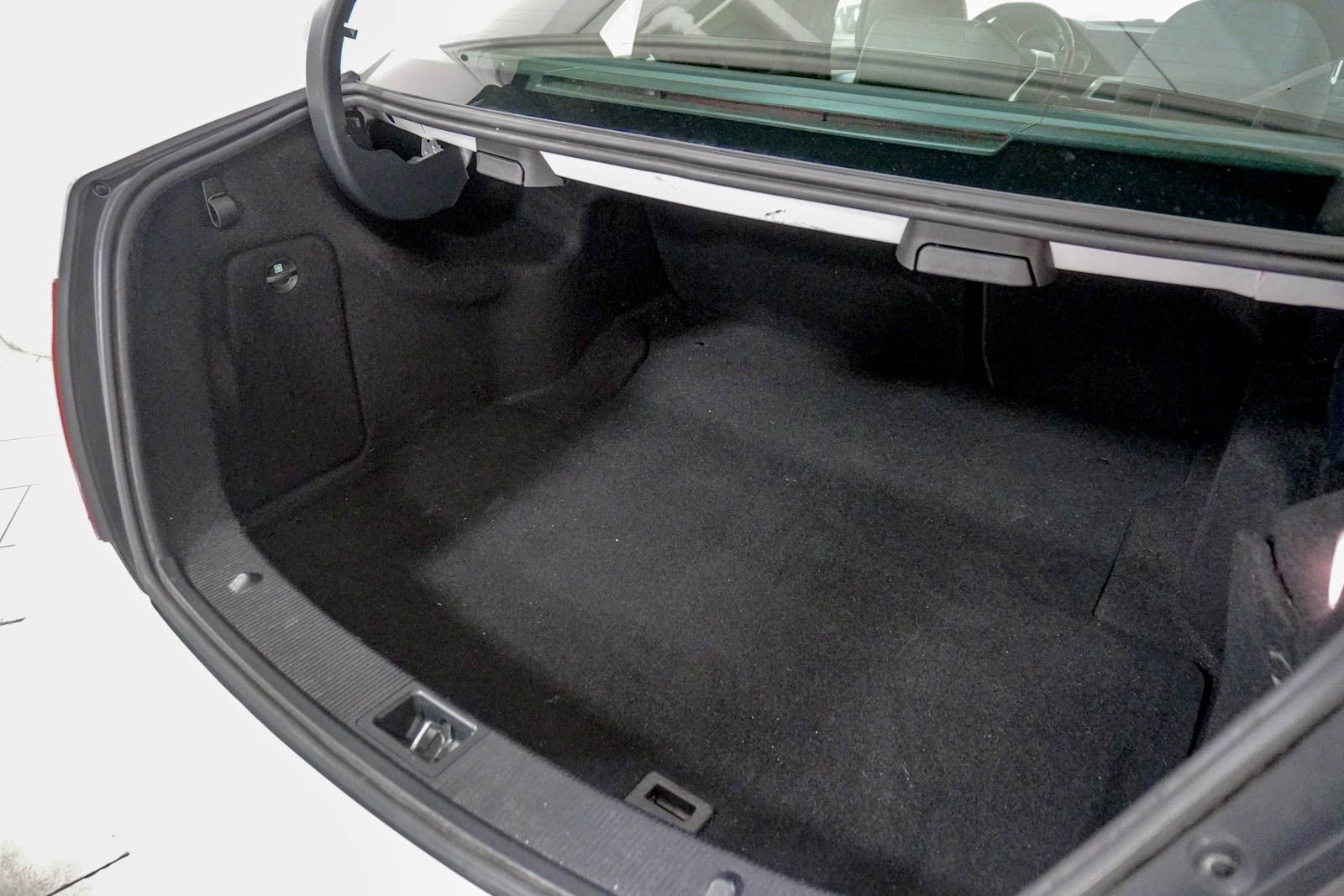 Used 2014 Mercedes-Benz C 300 4MATIC Sedan image 8