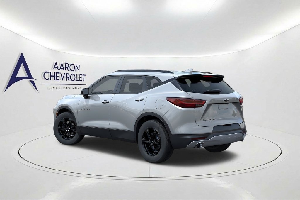 New 2026 Chevrolet Blazer LT w/ Sound & Technology Package AWD/4WD image 3