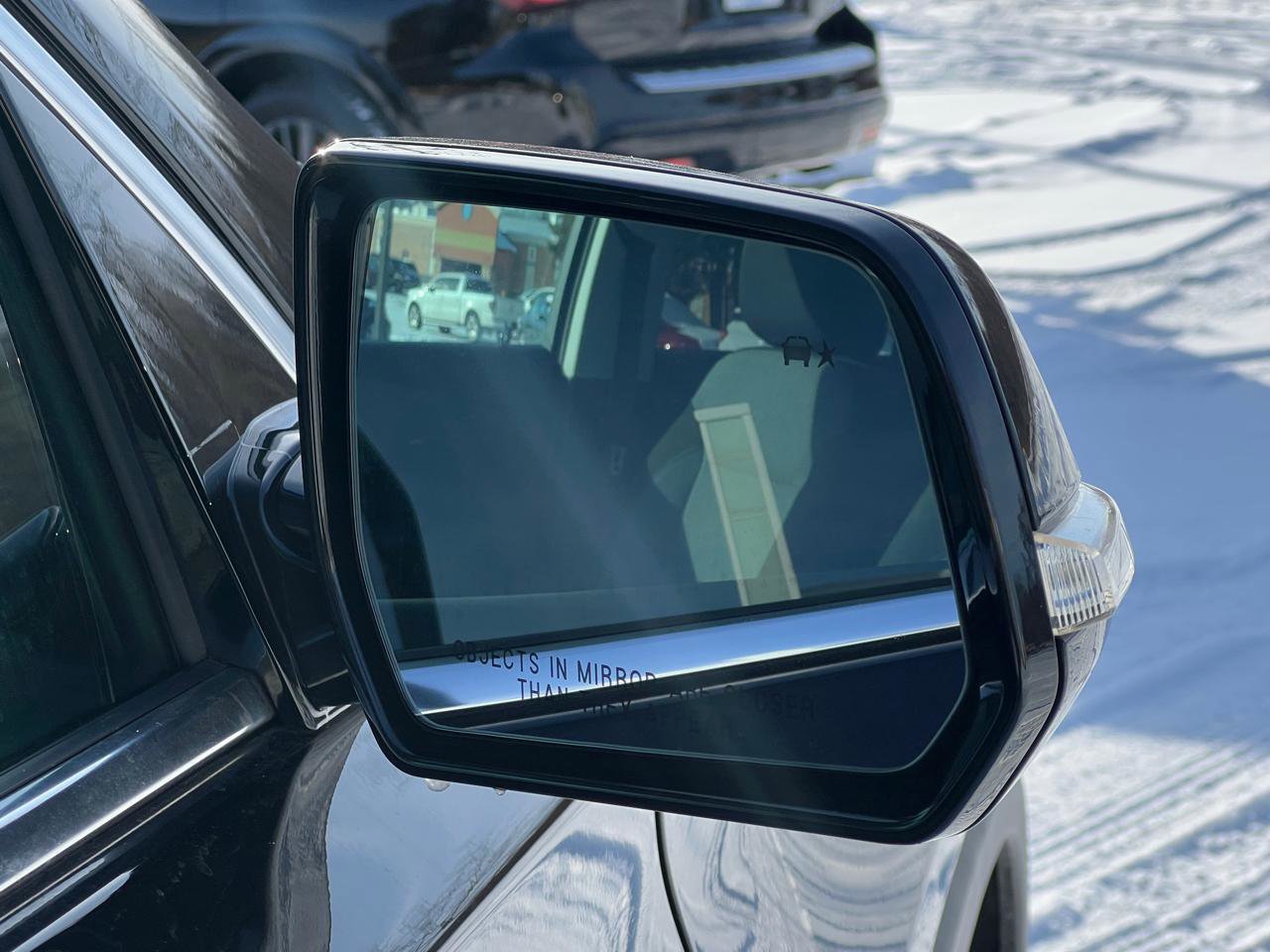 Used 2020 Chevrolet Traverse LT w/ LPO, Cargo Package image 42