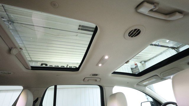 Used 2017 GMC Acadia Denali w/ Technology Package image 14