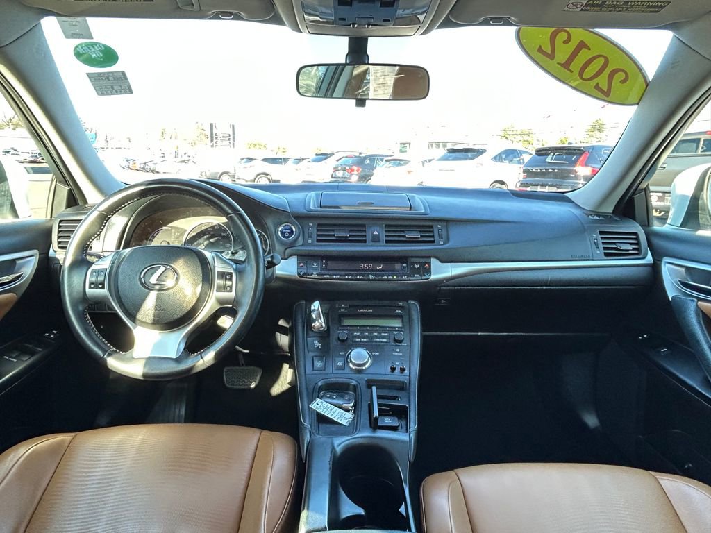 Used 2012 Lexus CT 200h Premium image 20