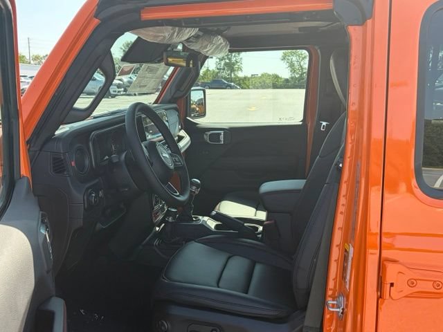 New 2026 Jeep Wrangler Unlimited Rubicon w/ Safety Group AWD/4WD image 15