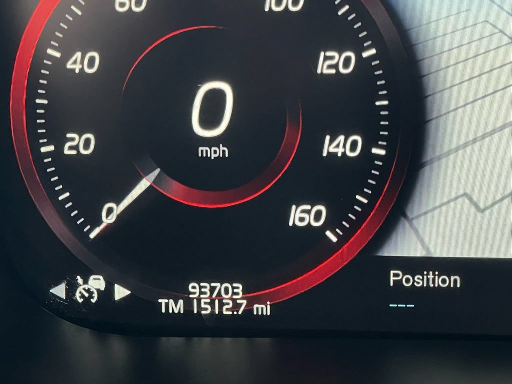 Used 2018 Volvo XC60 T6 R-Design w/ Convenience Package AWD/4WD image 35