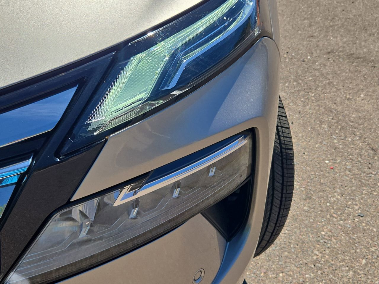 Certified 2025 Nissan Rogue Platinum w/ Platinum Premium Package image 32