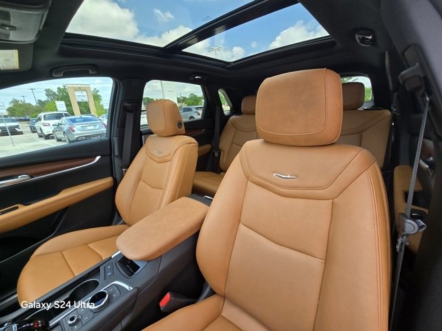 New 2025 Cadillac XT5 Premium Luxury image 11