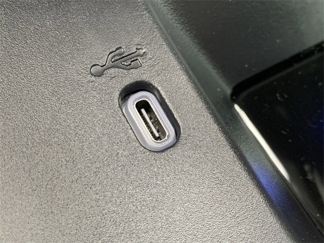 Used 2026 Toyota Corolla Cross XLE image 27