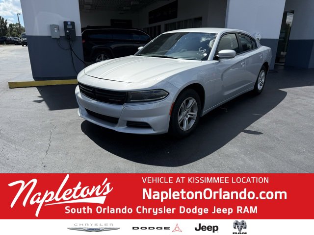 Used 2022 Dodge Charger SXT image 1