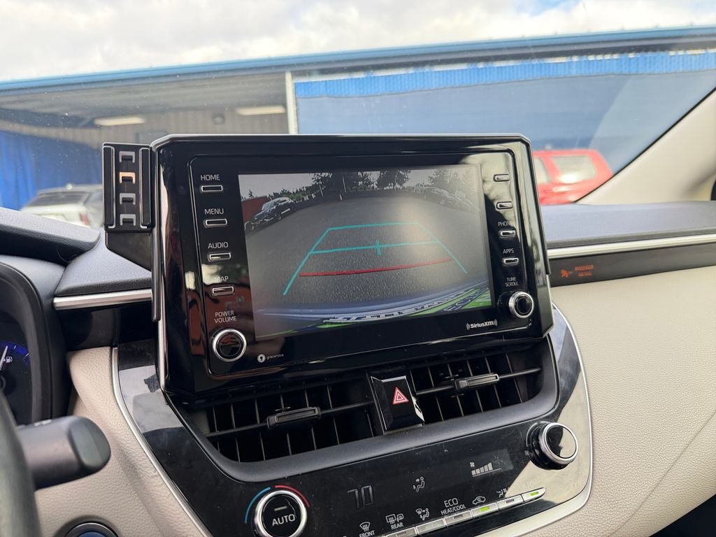 Used 2021 Toyota Corolla LE FWD image 17