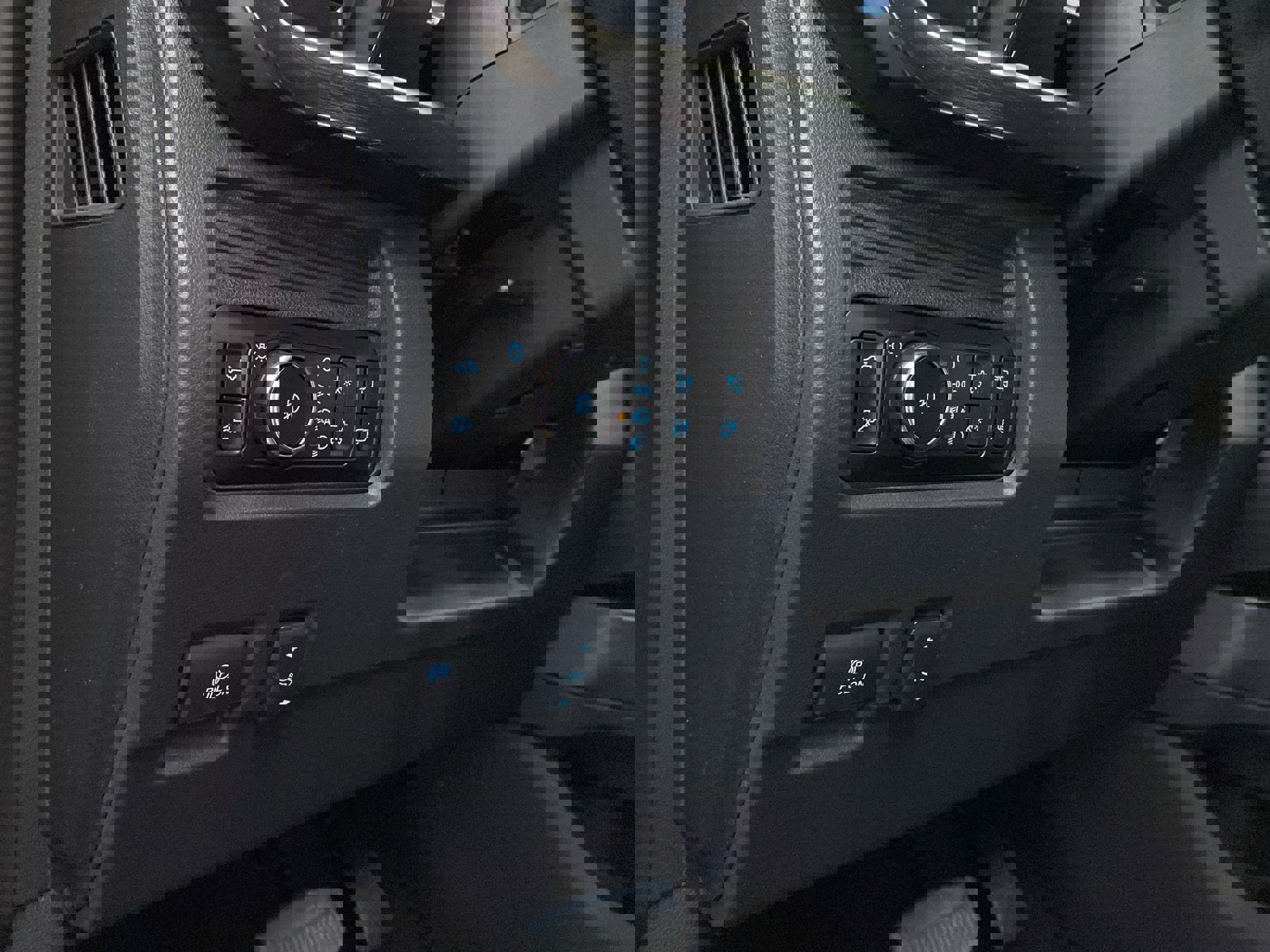 New 2026 Ford F350 Lariat w/ Lariat Premium Package image 17