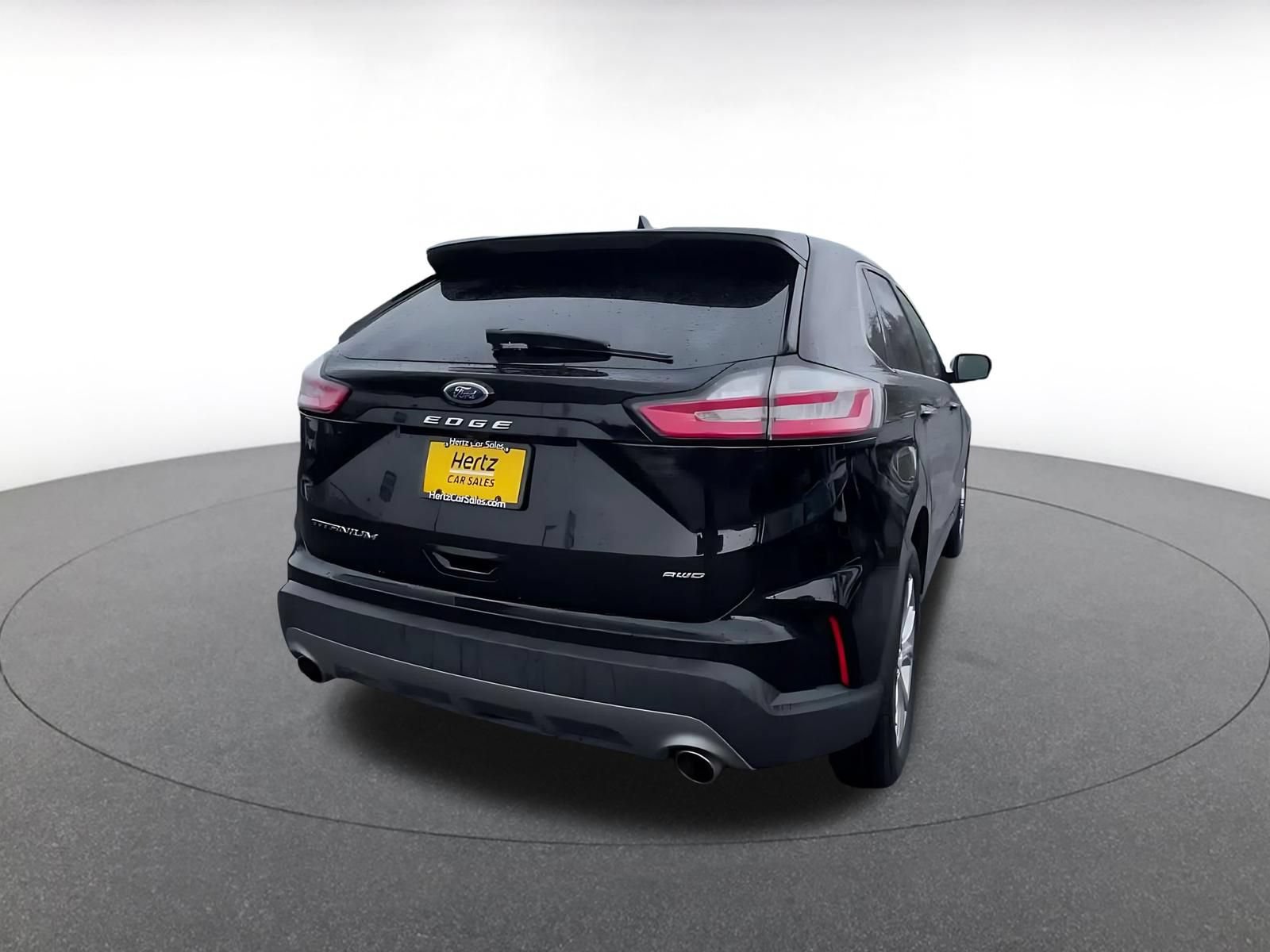 Used 2022 Ford Edge Titanium w/ Equipment Group 301A AWD/4WD image 13