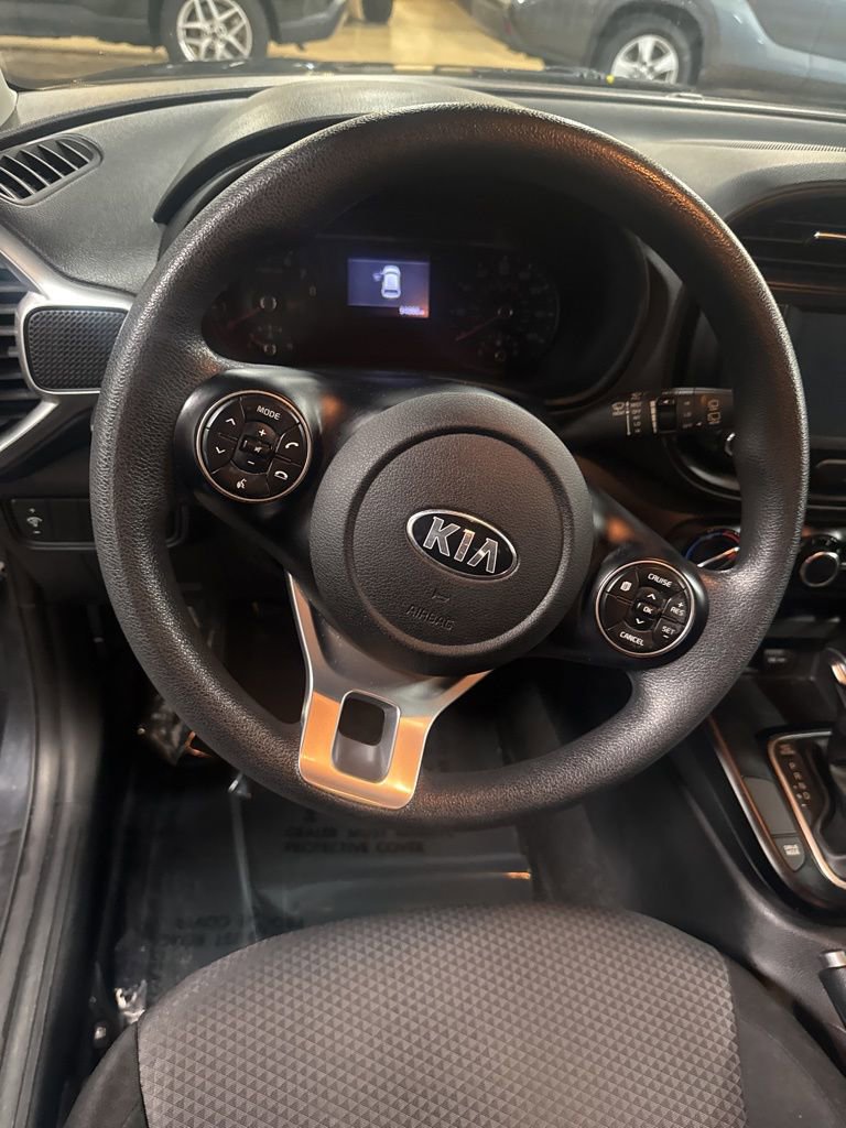 Used 2020 Kia Soul LX image 10