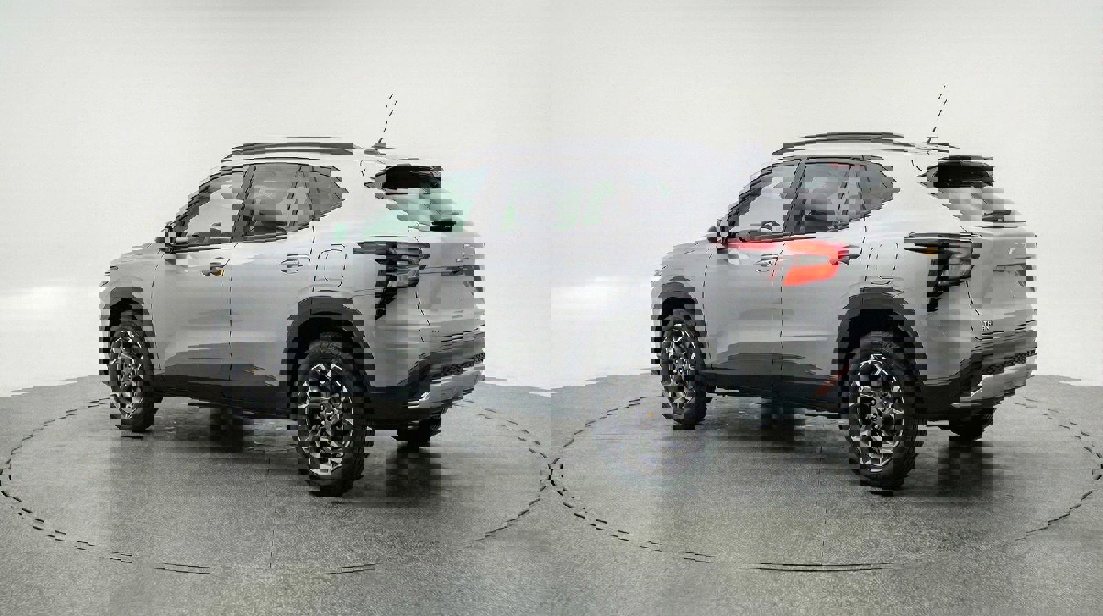 Used 2025 Chevrolet Trax LT image 5