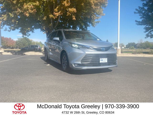 Used 2023 Toyota Sienna XLE
