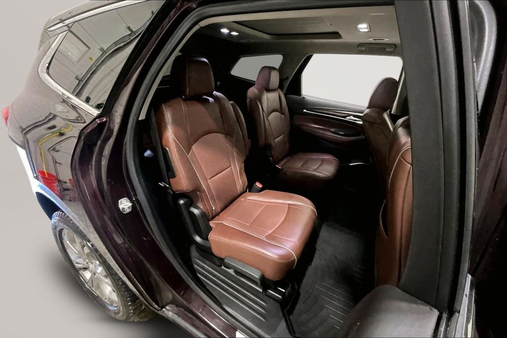 Used 2021 Buick Enclave Avenir w/ Avenir Technology Package image 23