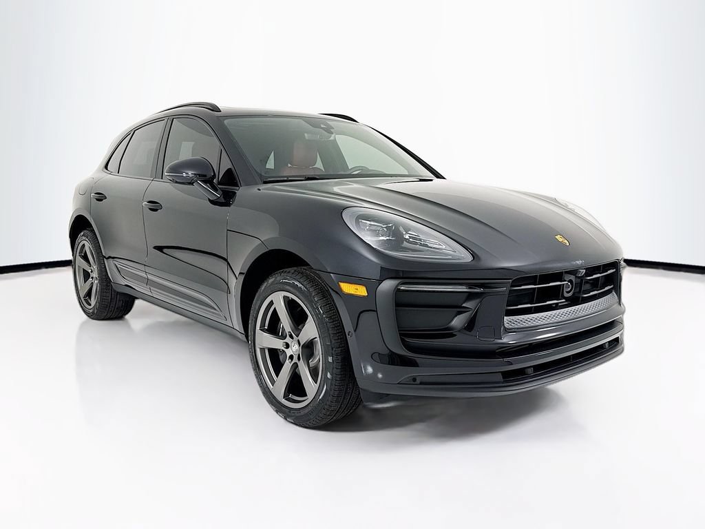 New 2026 Porsche Macan AWD/4WD image 7