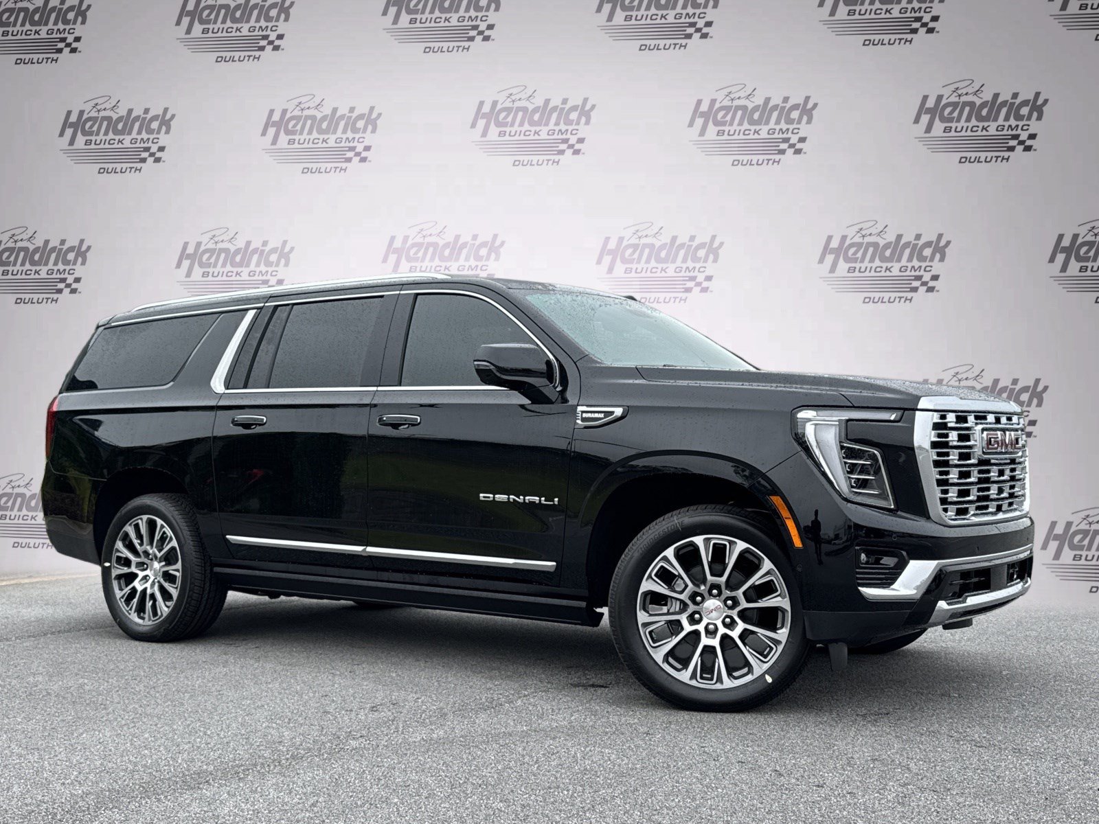 New 2026 GMC Yukon XL Denali w/ Denali Reserve Package AWD/4WD image 2