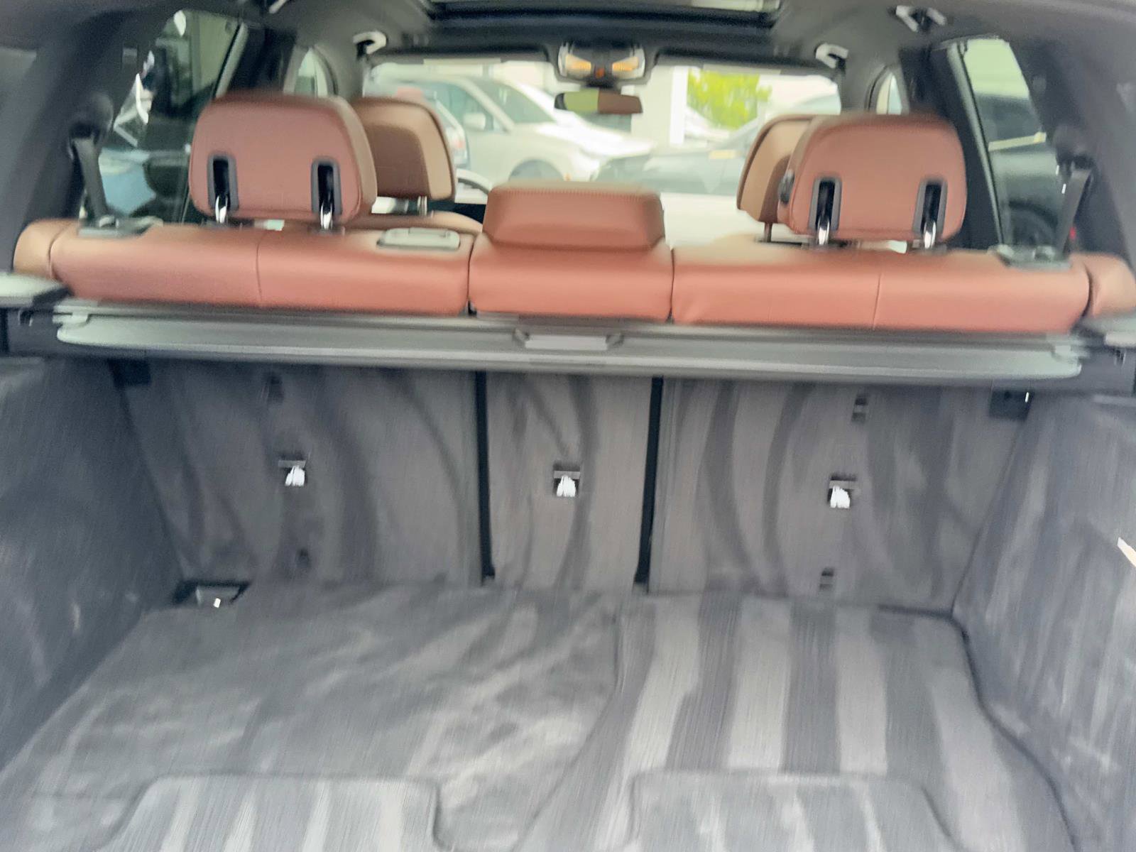 Used 2024 BMW X5 xDrive50e w/ M Sport Package image 9