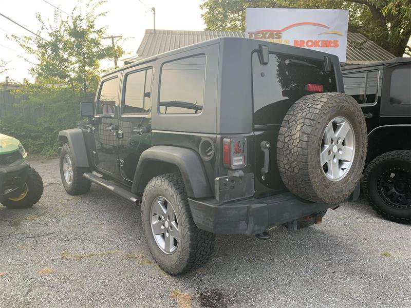 Used 2010 Jeep Wrangler Unlimited Rubicon w/ Trailer Tow Group image 6