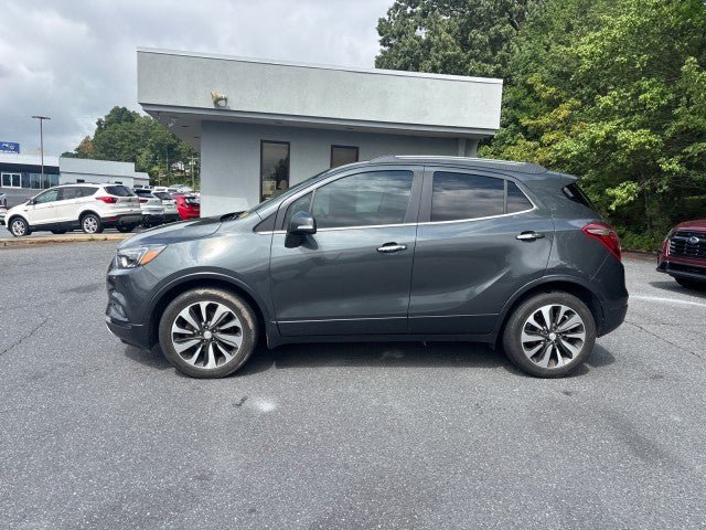 Used 2017 Buick Encore Essence FWD image 3