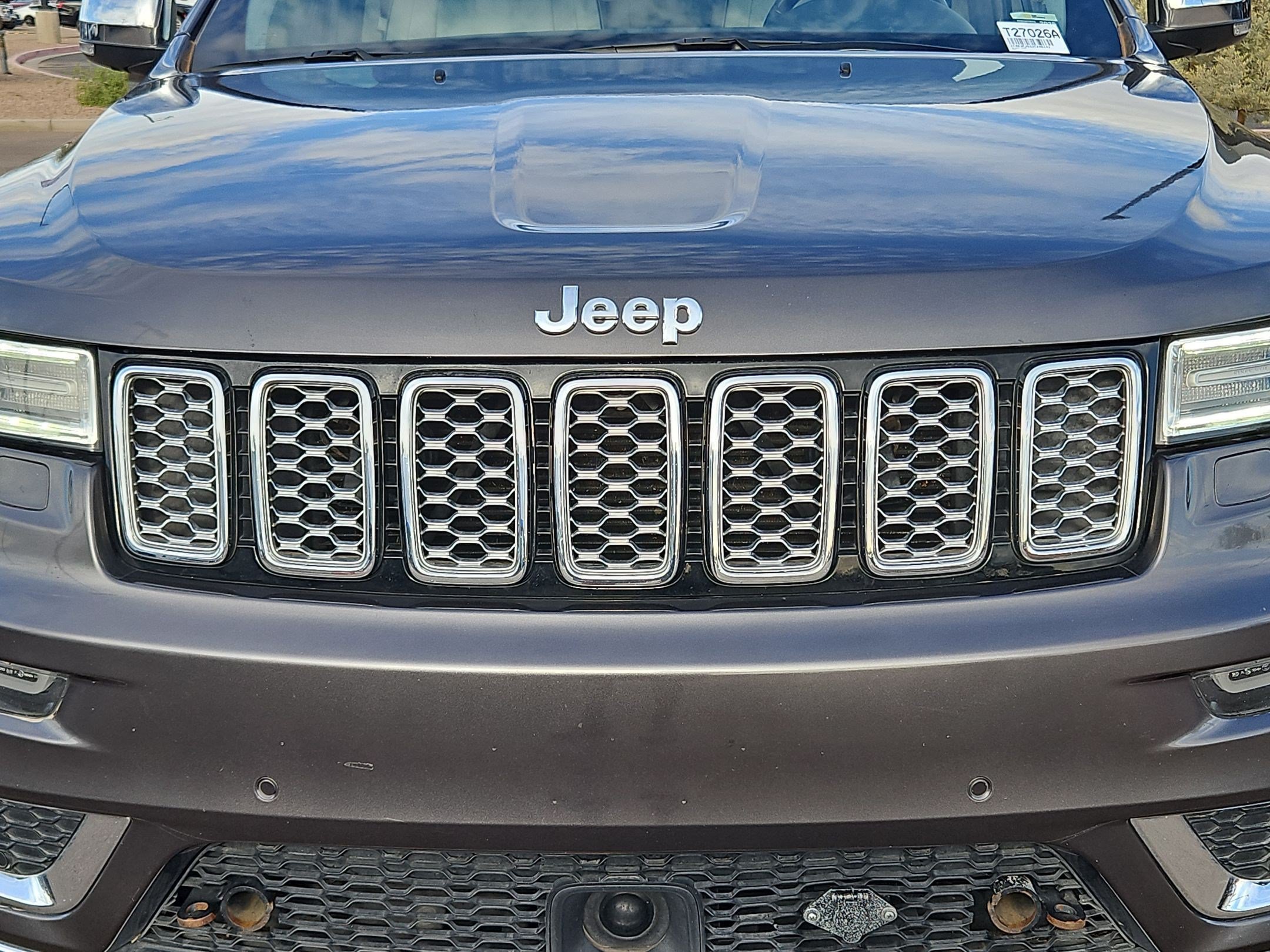 Used 2018 Jeep Grand Cherokee Summit AWD/4WD image 9