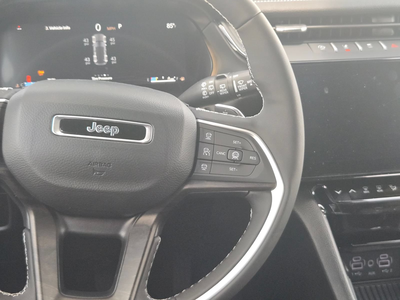 New 2026 Jeep Grand Cherokee Limited AWD/4WD image 19