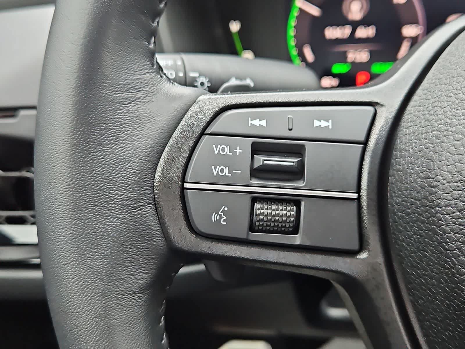 Used 2024 Honda Accord Sport image 11