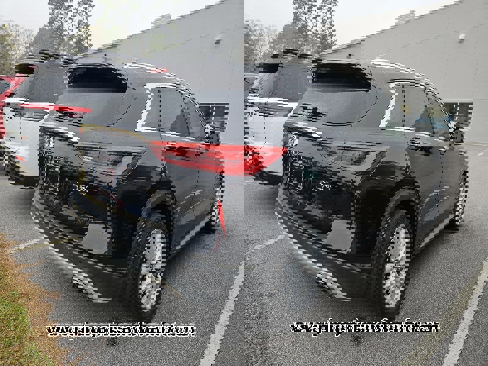 Used 2019 INFINITI QX50 Essential w/ Premium Heat Package image 10