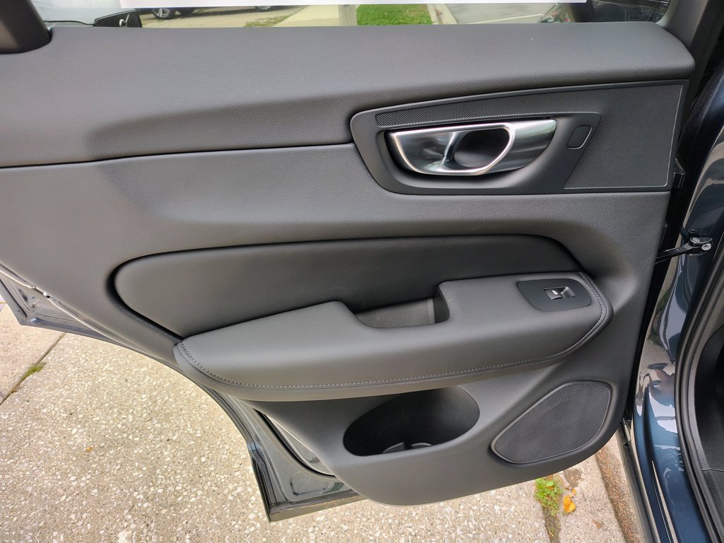 New 2027 Volvo XC60 B5 Ultra AWD/4WD image 20