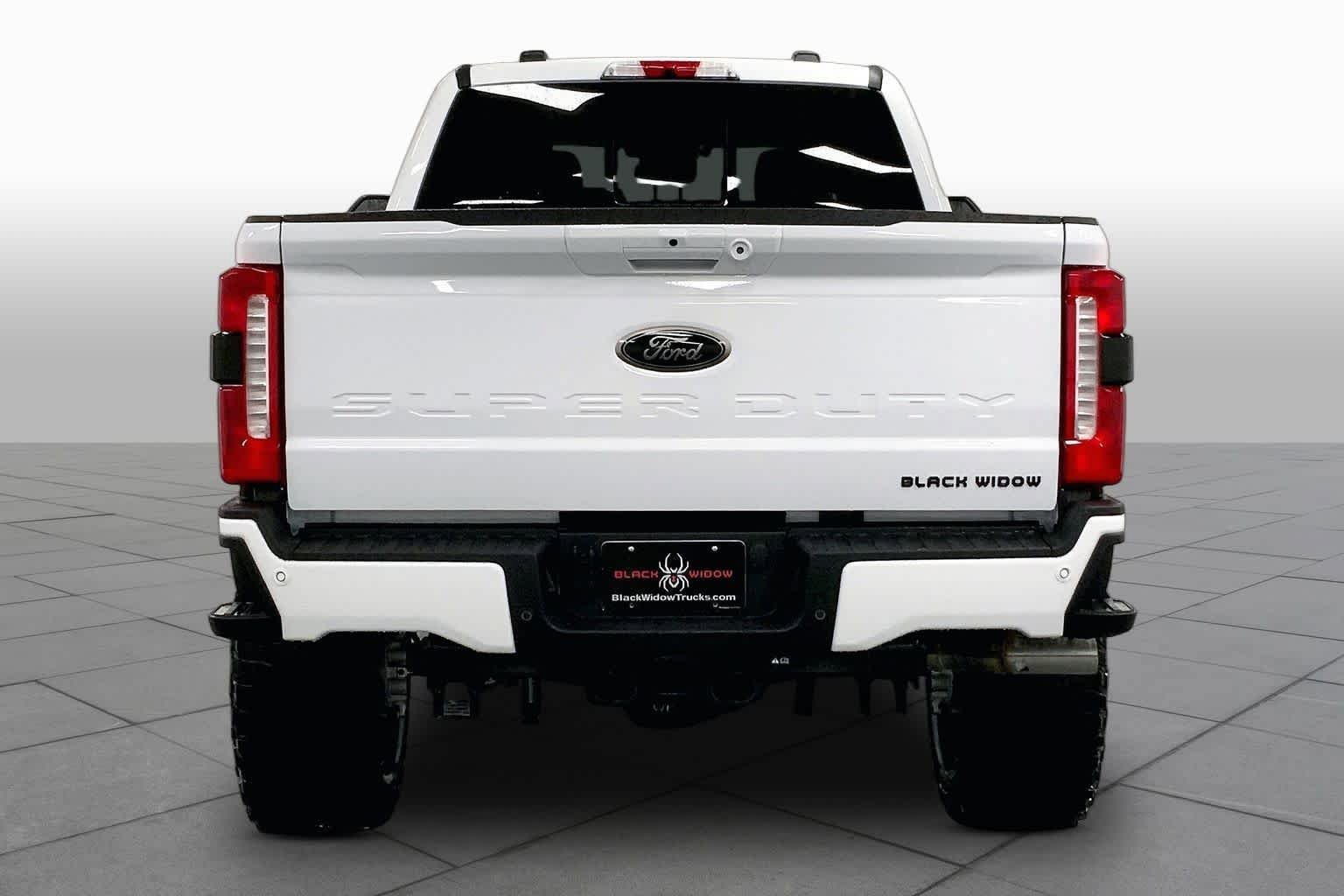 New 2026 Ford F250 4x4 Crew Cab Super Duty image 4