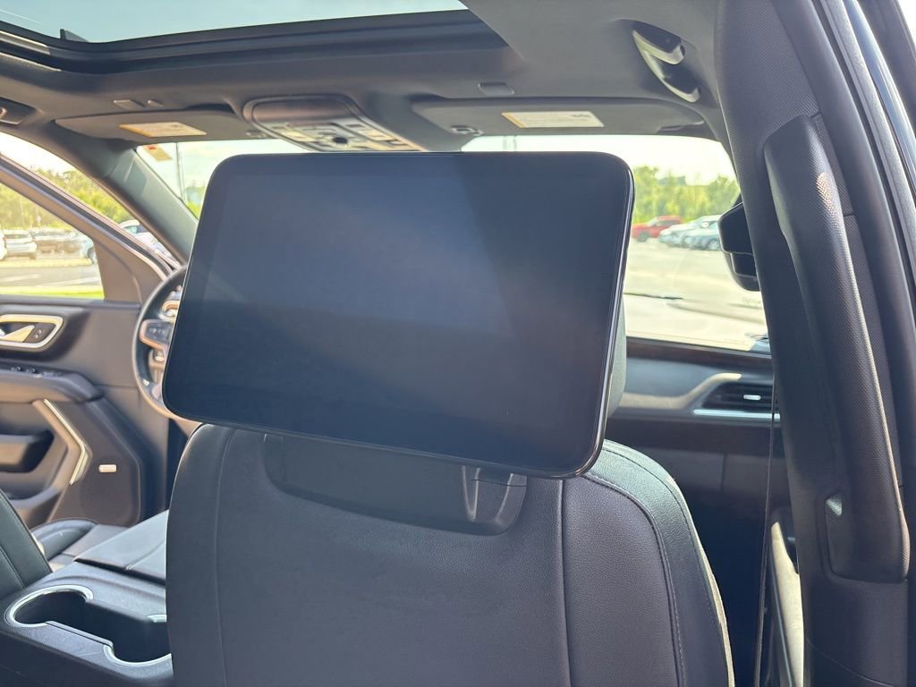 Certified 2024 Chevrolet Tahoe High Country w/ Advanced Technology Package image 24