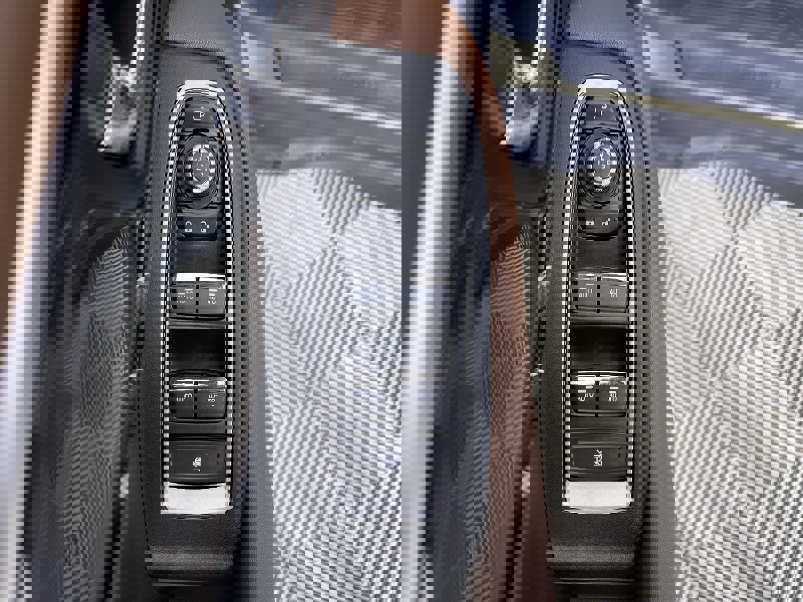 Used 2022 Subaru Outback Touring XT image 14