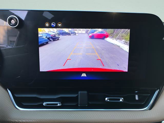 Used 2025 Chevrolet Equinox ACTIV image 19