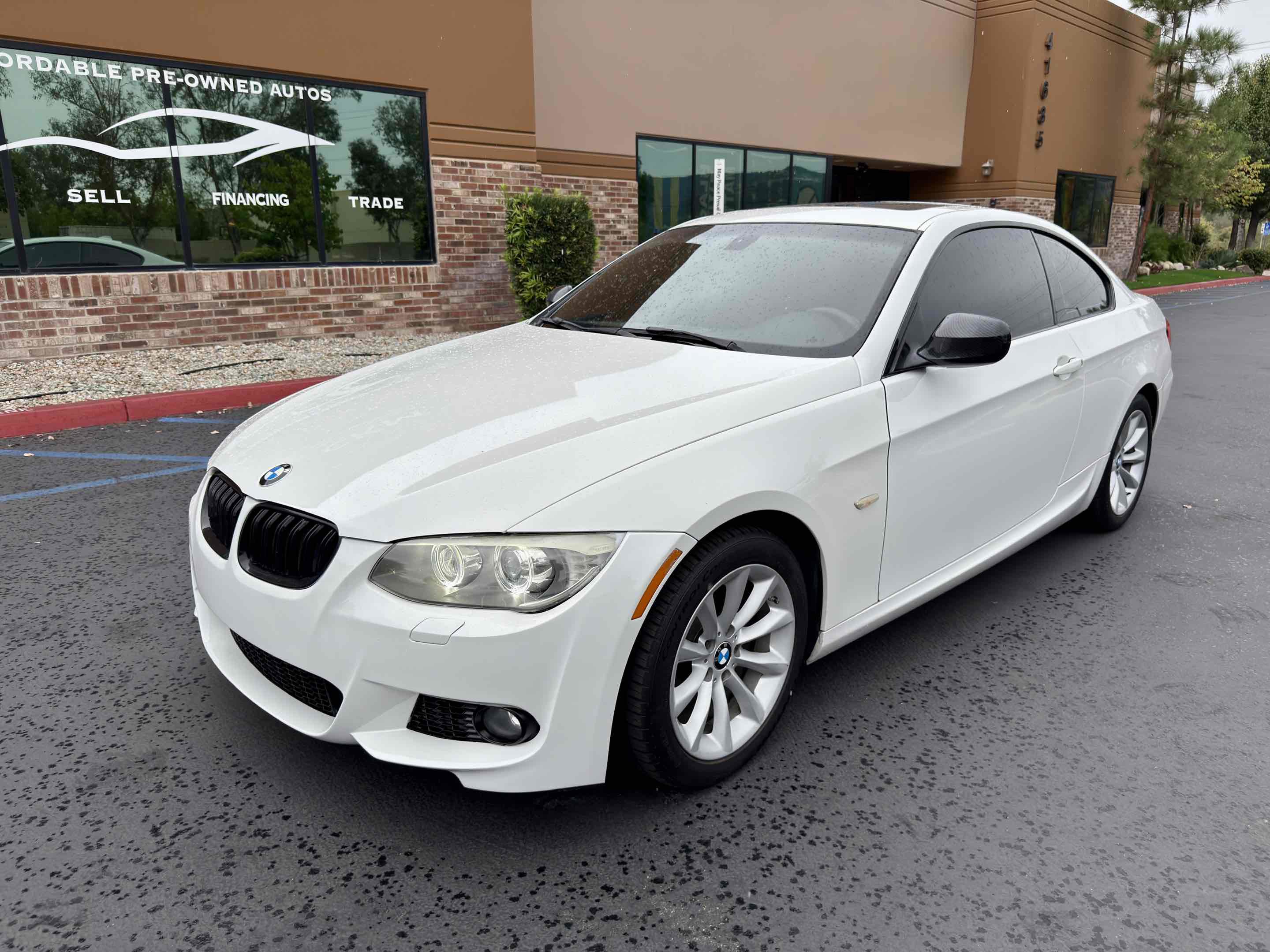 Used 2011 BMW 328i xDrive Coupe image 6