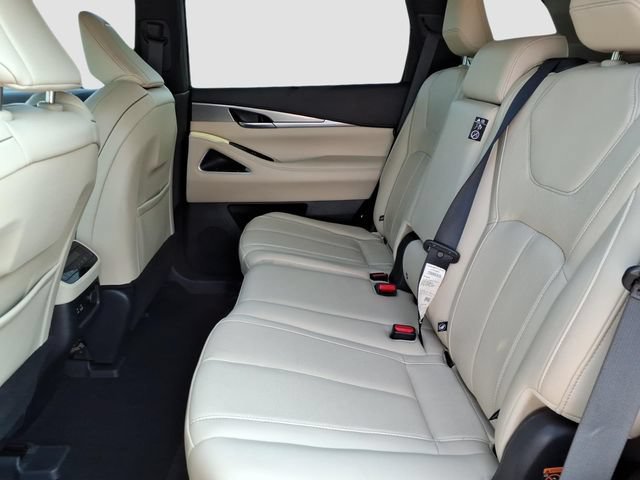 Certified 2023 INFINITI QX60 Luxe w/ Performance Audio Package AWD/4WD image 30