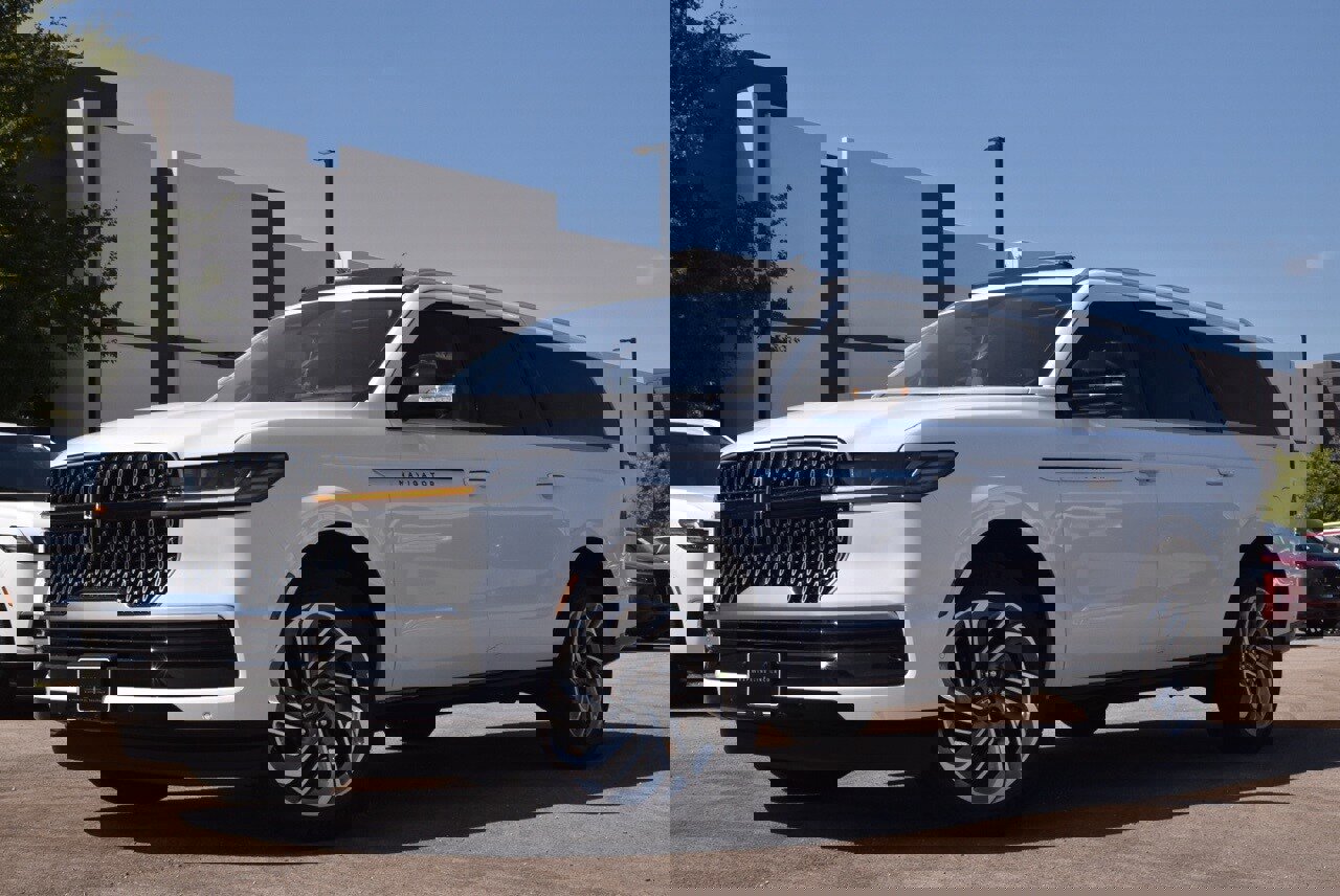 New 2025 Lincoln Navigator L Reserve