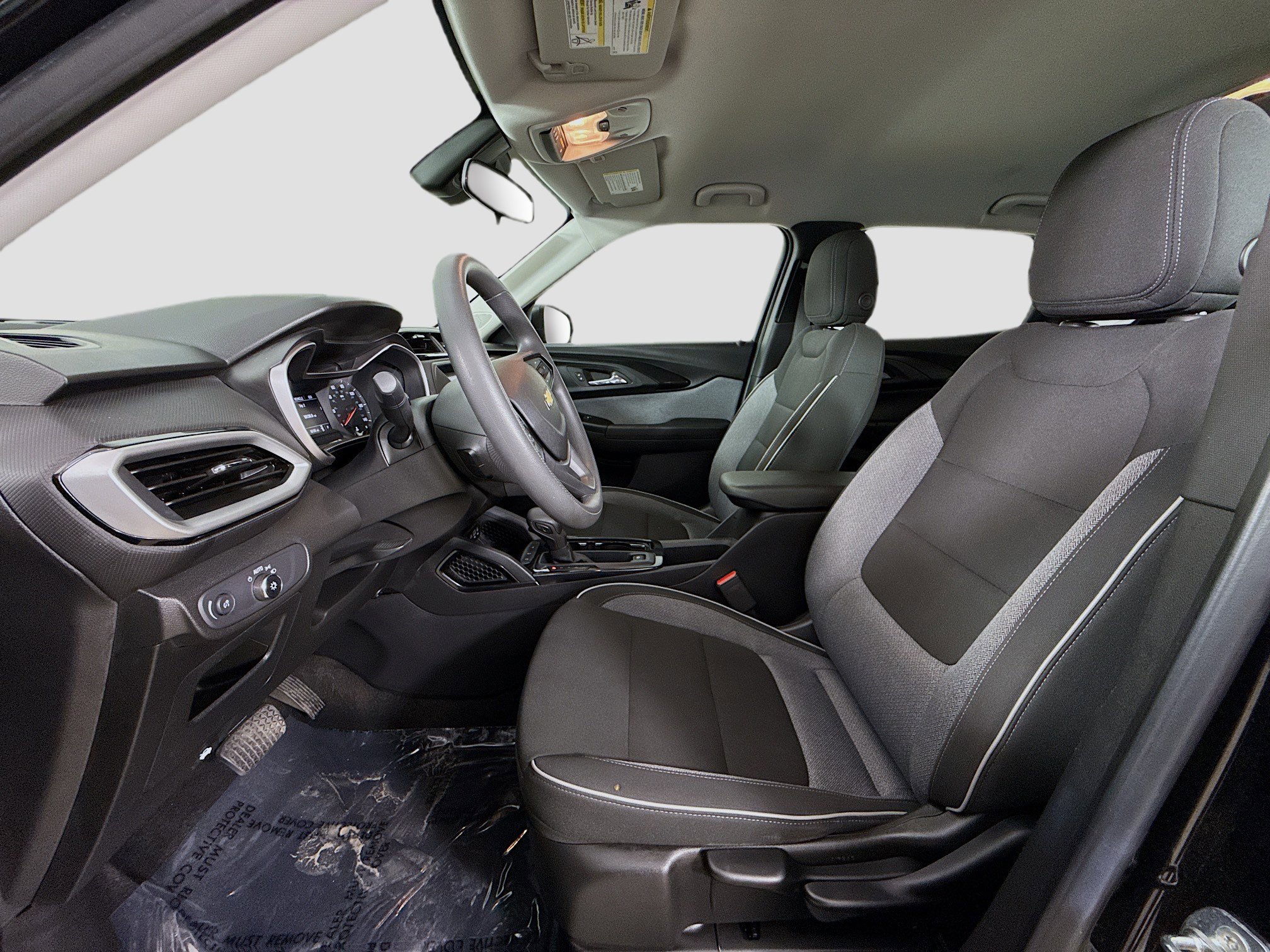 Used 2023 Chevrolet TrailBlazer LS FWD image 21