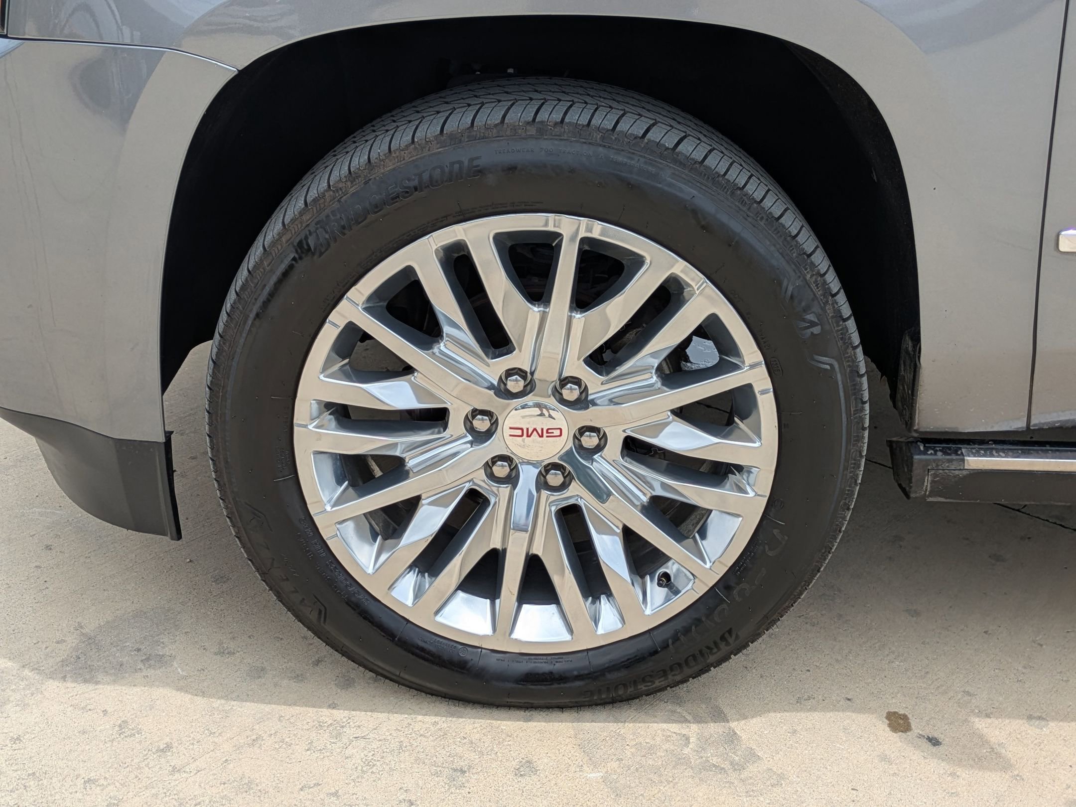 Used 2018 GMC Yukon XL Denali w/ Denali Ultimate Package RWD image 31