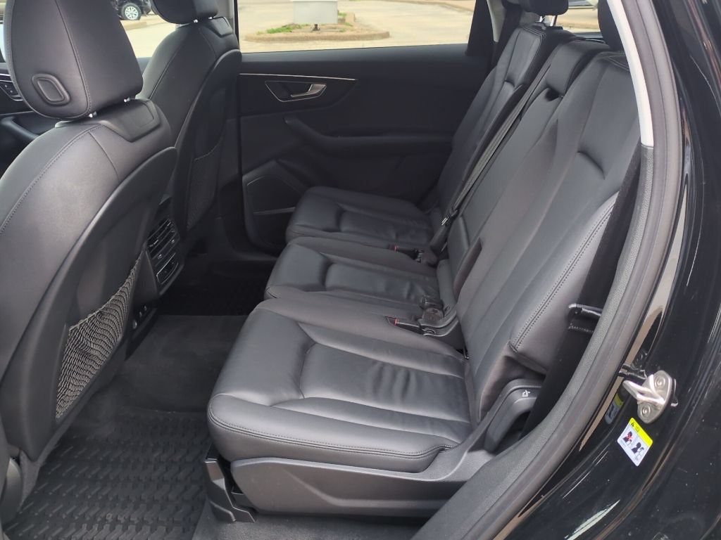 Used 2022 Audi Q7 3.0T Premium Plus AWD/4WD image 17