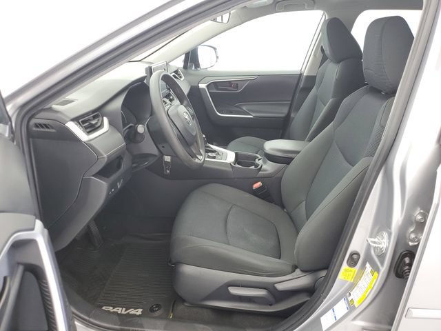 Used 2020 Toyota RAV4 LE w/ All Weather Liner Package AWD/4WD image 18