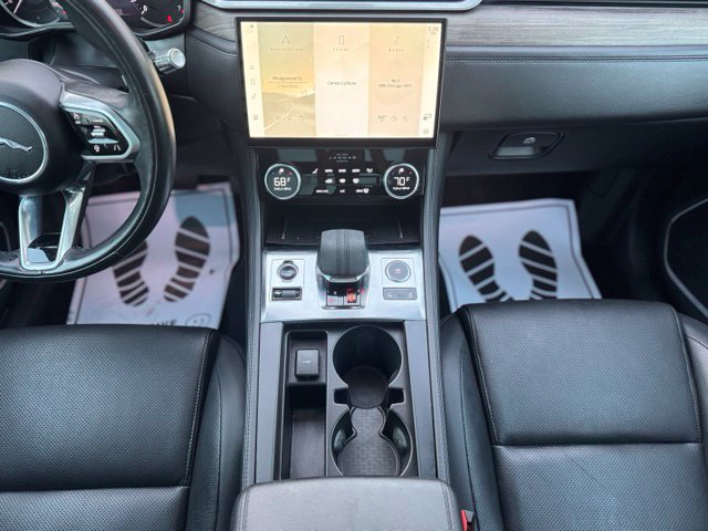 Certified 2021 Jaguar F-PACE R-Dynamic S AWD/4WD image 27