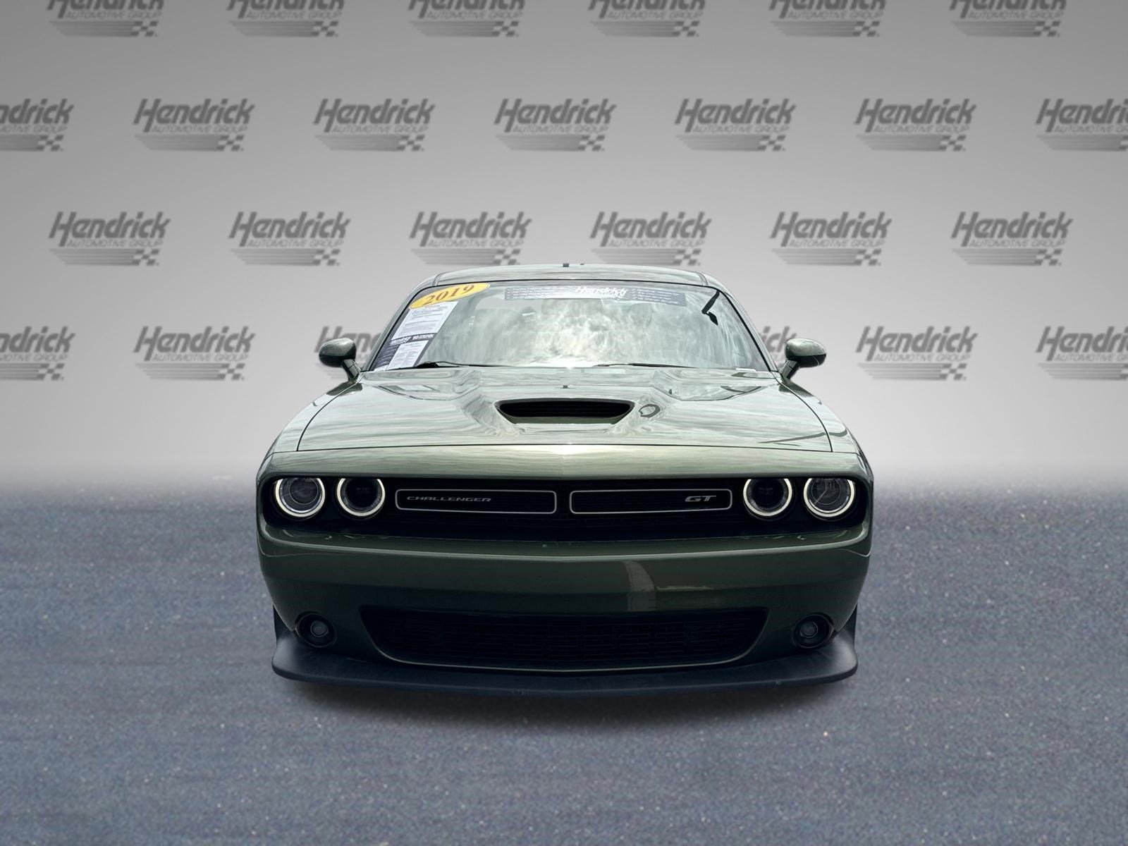 Used 2019 Dodge Challenger GT RWD image 3